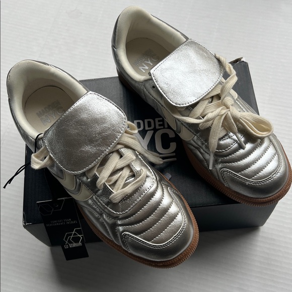 Made NYC Silver Sneakers size 8 - Picture 10 of 10